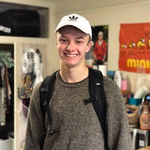 Meet your Posher, Alex